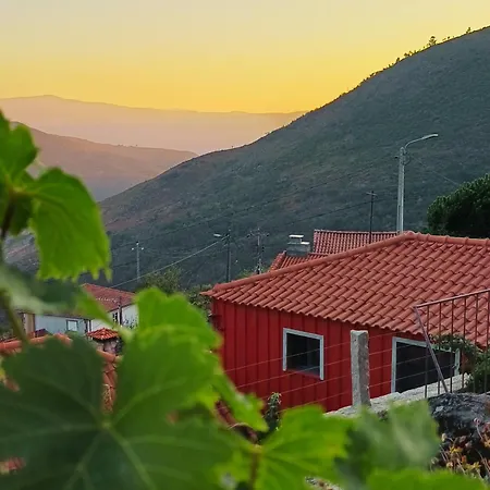 Villa Cabreiro's - *